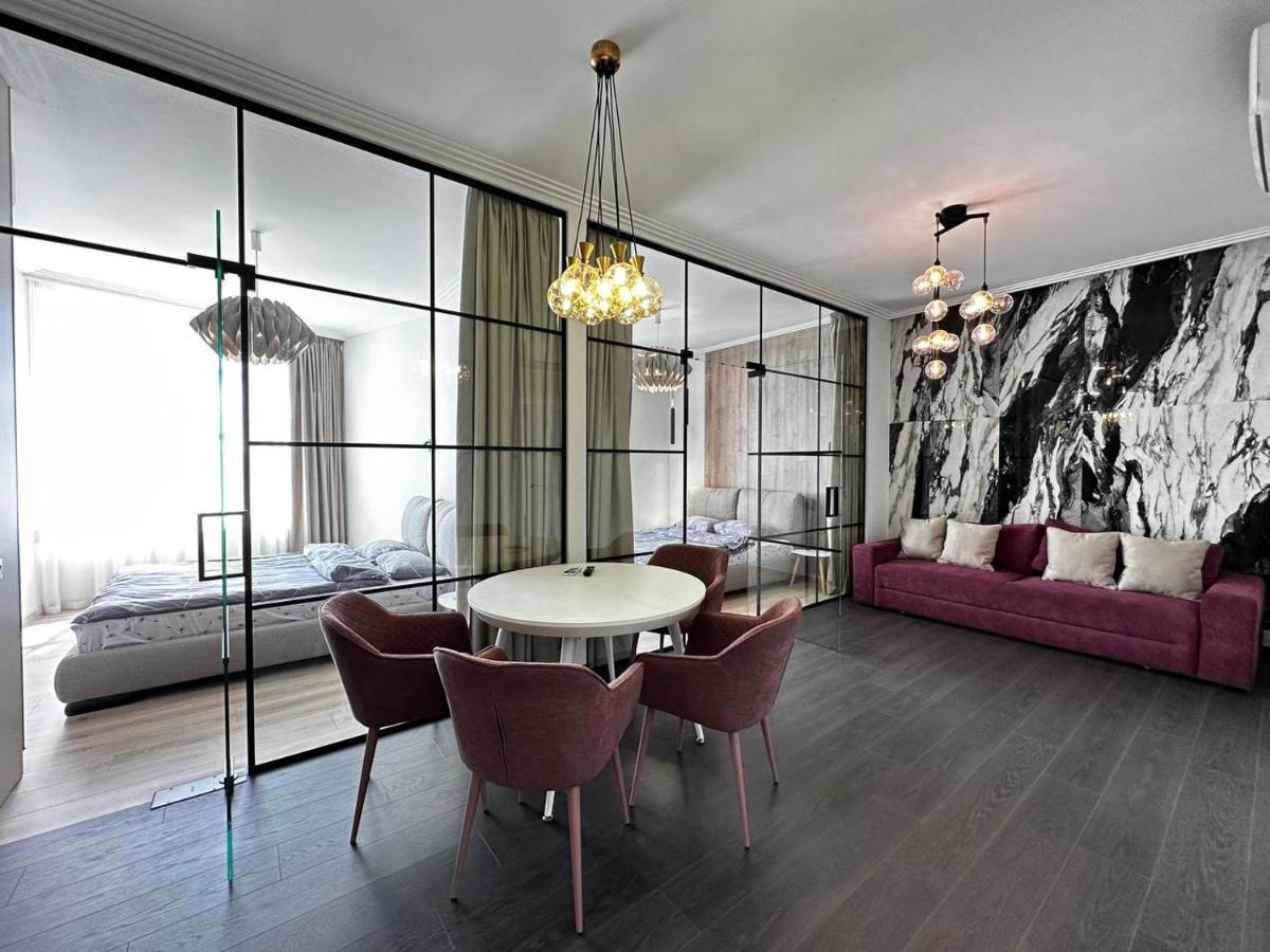 Sea Symphony 3-Bedrooms Lux Apartment Odessa Eksteriør billede
