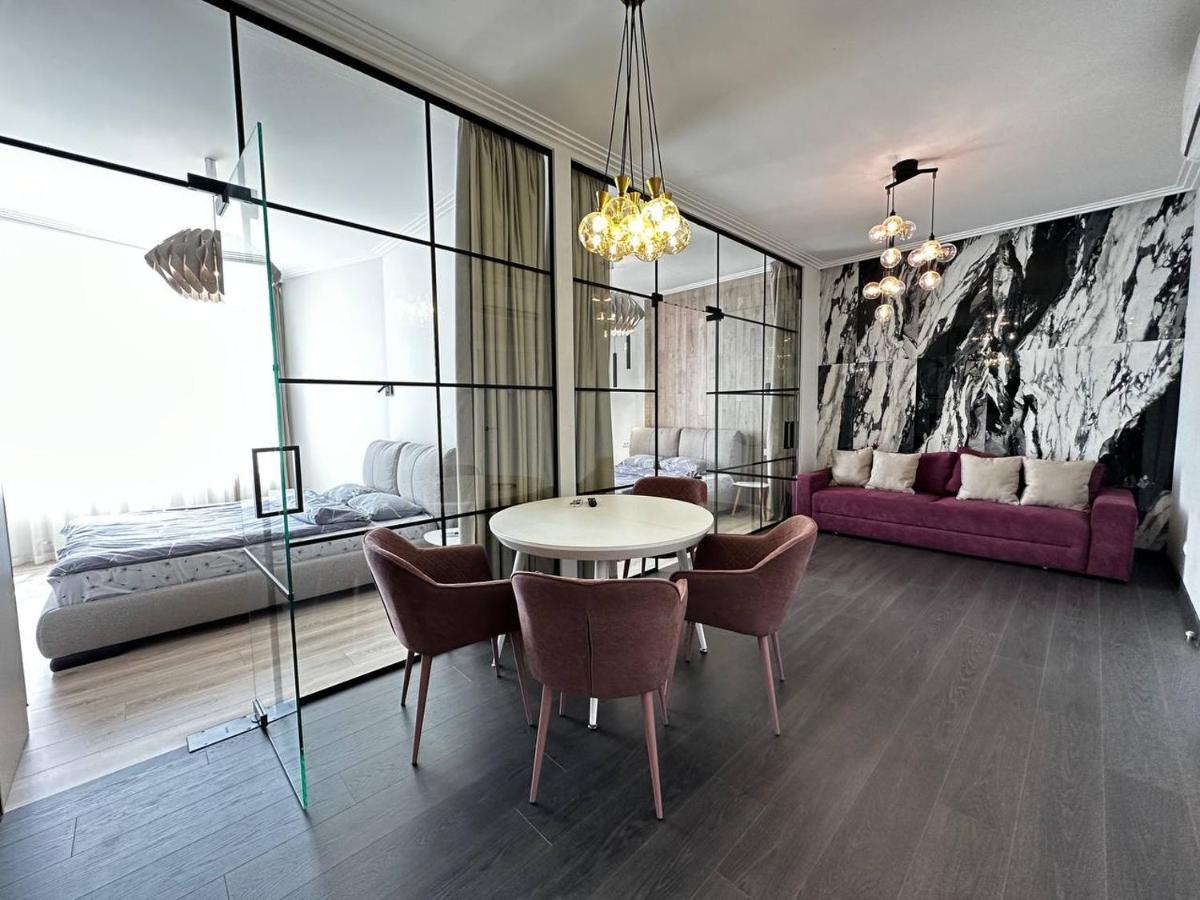 Sea Symphony 3-Bedrooms Lux Apartment Odessa Eksteriør billede