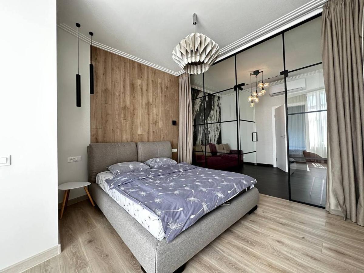 Sea Symphony 3-Bedrooms Lux Apartment Odessa Eksteriør billede